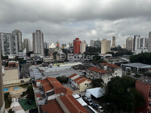 Image 10 - 924375
