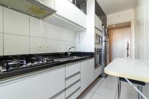 Image 7 - 924380