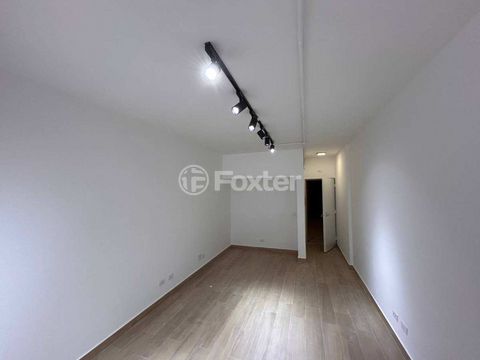 Image 4 - 924433