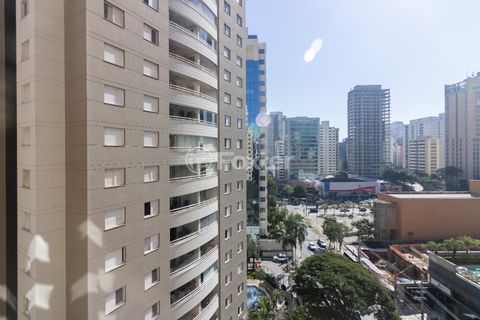 Image 19 - 924455