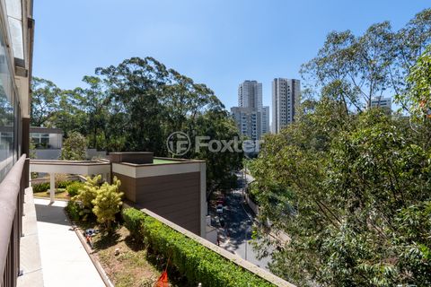 Image 7 - 924475