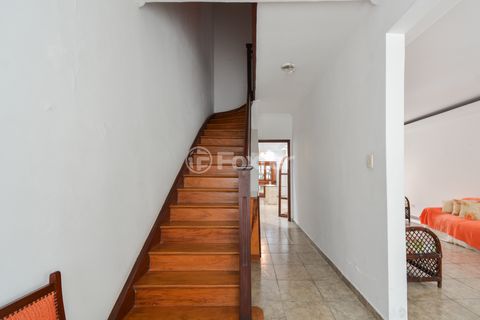 Image 4 - 924513