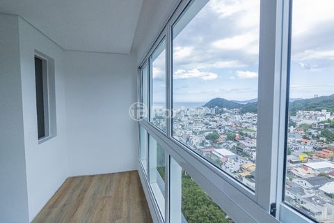 Image 18 - 924515