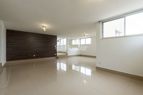 Image 4 - 924516