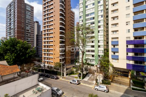 Image 17 - 924541