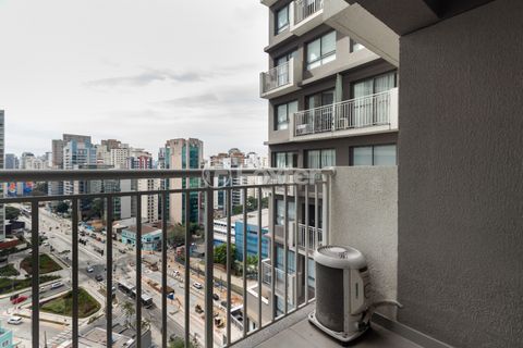 Image 12 - 924544