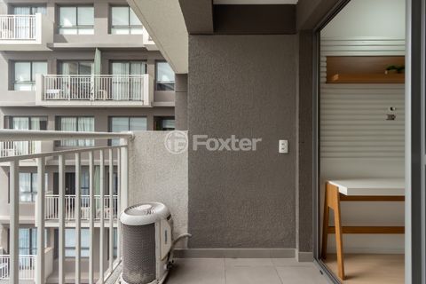 Image 11 - 924544