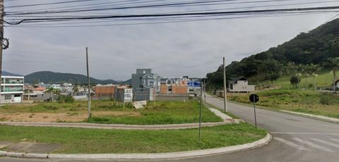Image 1 - 924570
