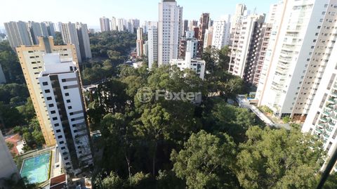 Image 7 - 924580