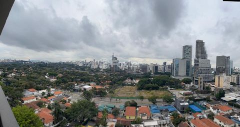 Image 10 - 924609