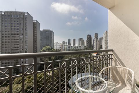 Image 4 - 924618