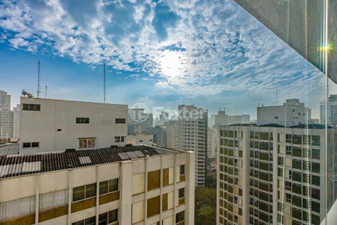 Image 10 - 924630