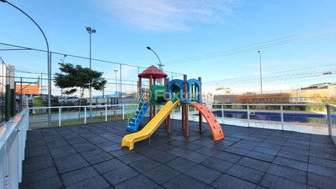 Image 8 - 924657