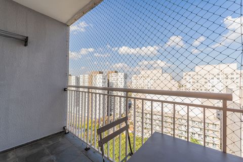 Image 7 - 924676