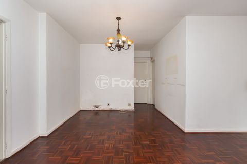 Image 7 - 924702