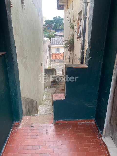 Image 8 - 924712