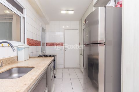 Image 3 - 924743