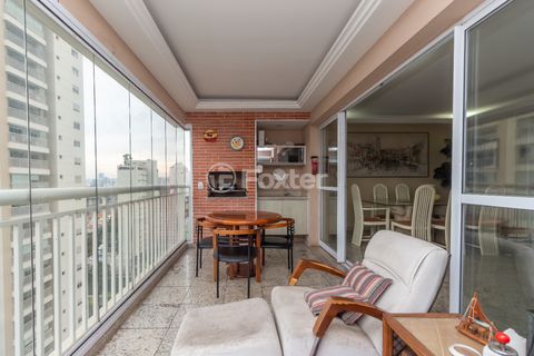 Image 7 - 924743