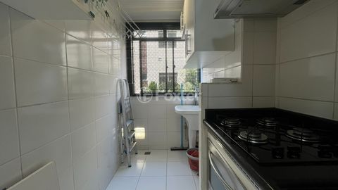 Image 11 - 924761