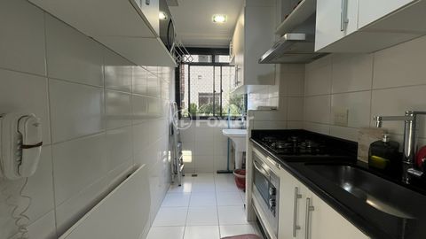 Image 9 - 924761