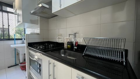 Image 12 - 924761