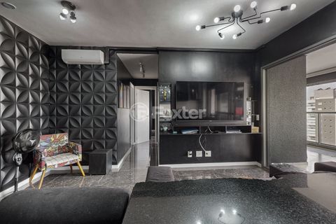 Image 10 - 924777