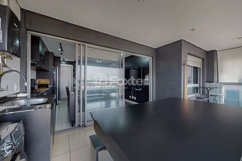 Image 6 - 924777