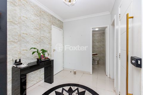 Image 3 - 924784