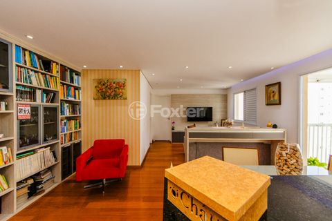 Image 7 - 924789