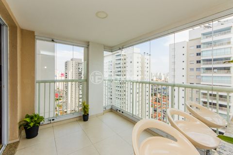 Image 9 - 924789