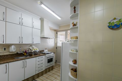 Image 4 - 924817