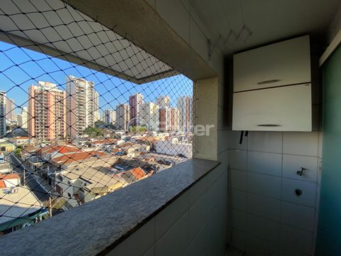 Image 6 - 924820