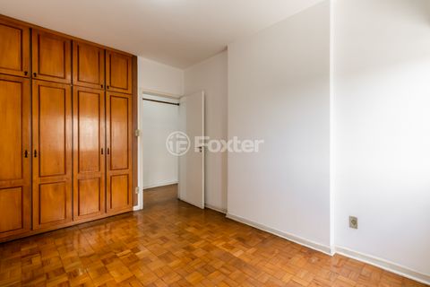Image 7 - 924851