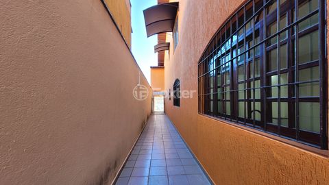 Image 4 - 924856