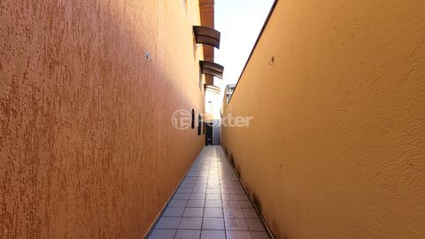 Image 5 - 924856