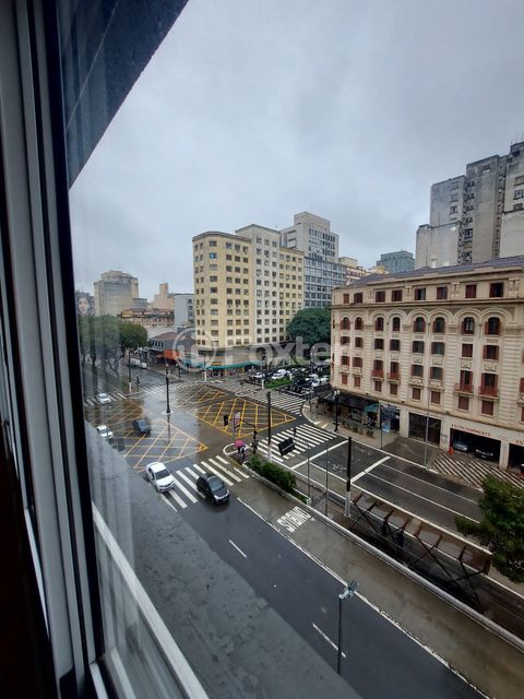 Image 3 - 924955