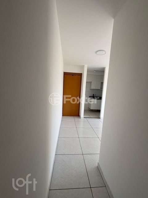 Image 1 - 924978