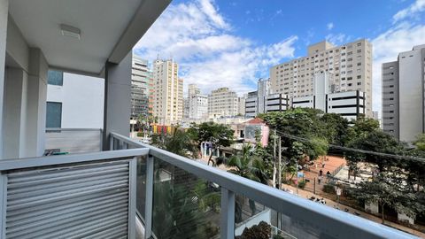 Image 12 - 924982