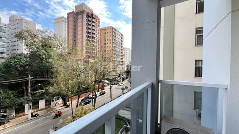 Image 8 - 924982