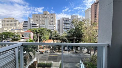 Image 9 - 924982