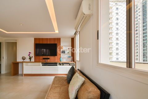 Image 7 - 924986
