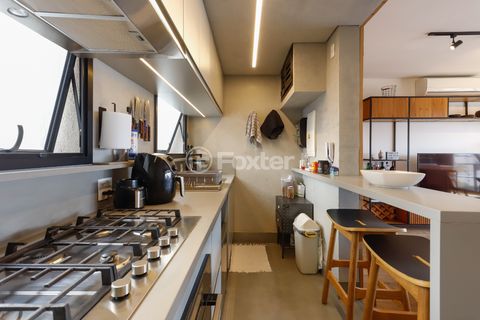 Image 7 - 925000