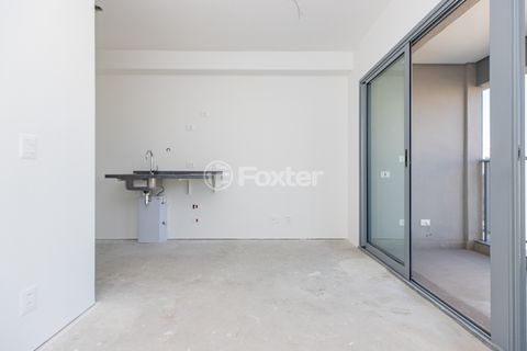 Image 4 - 925005