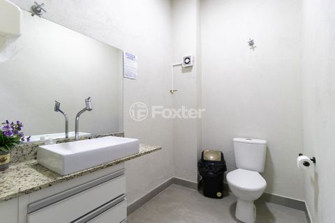 Image 4 - 925011