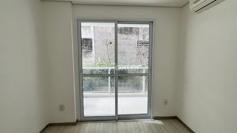 Image 7 - 925018