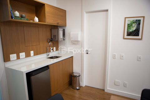 Image 3 - 925025