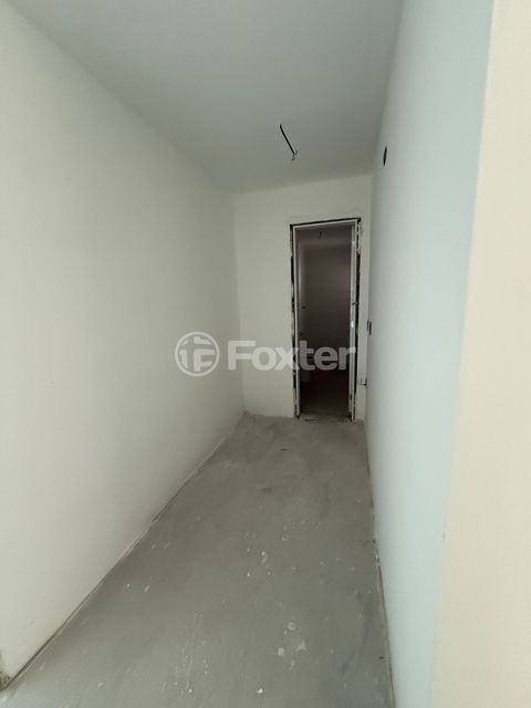 Image 7 - 925026
