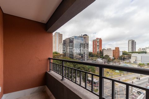 Image 15 - 925030