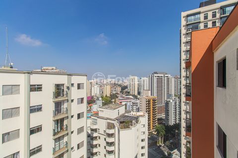 Image 8 - 925034