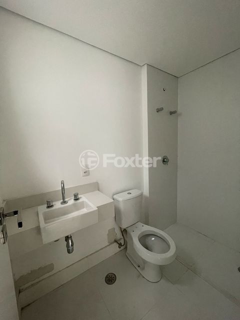Image 7 - 925097